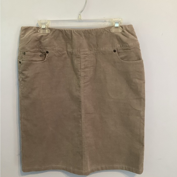 Chadwicks Dresses & Skirts - Closet Dump EUC Chadwicks Pull On Corduroy Skirt Size 12